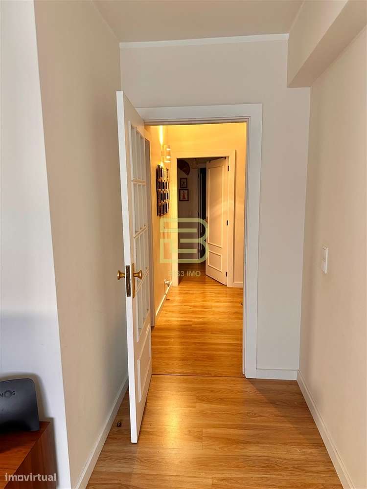 Apartamento T2 - Localização Premium no Coração de Vila Nova de Gaia-5