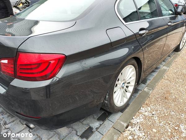 BMW 5 F10 535Xi N55B30 B90 SOPHISTO GRAU 4x4 X-Drive Części Europa - 3