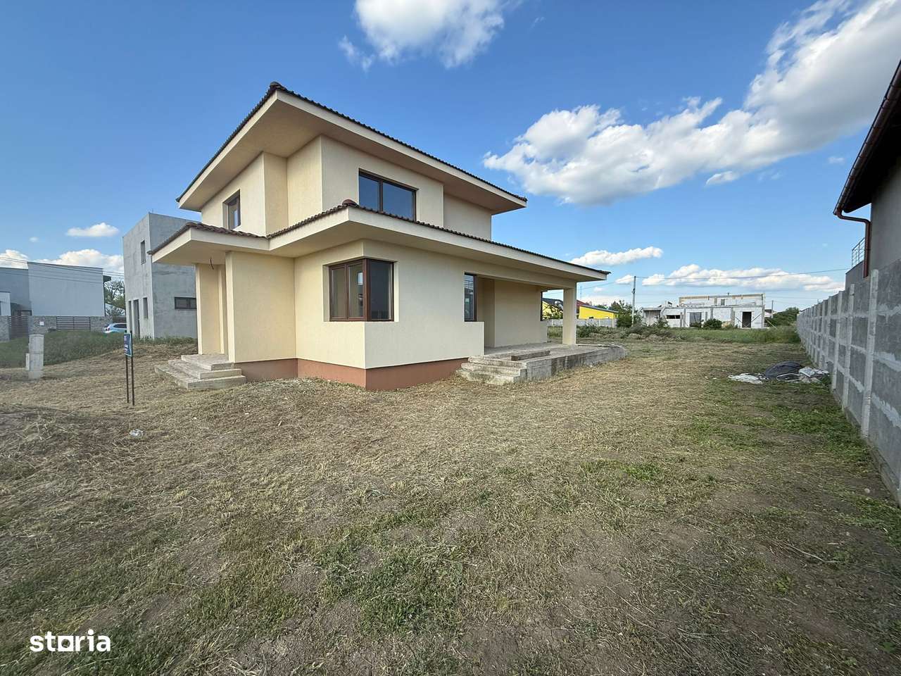 Casa noua cu etaj, teren 504 mp - Vladimirescu - Imagine principală: 3/8