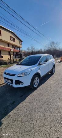 Ford Kuga 2.0 TDCi 4x4 Aut. SYNC - 3