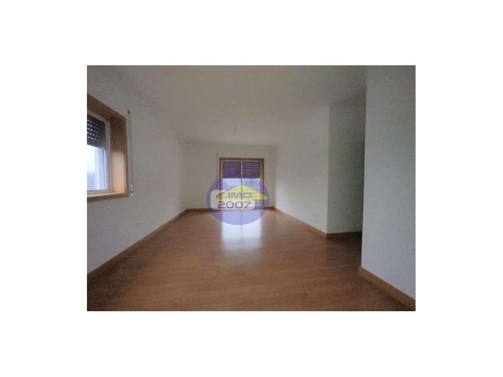 Apartamento T2 em Sanfins-6