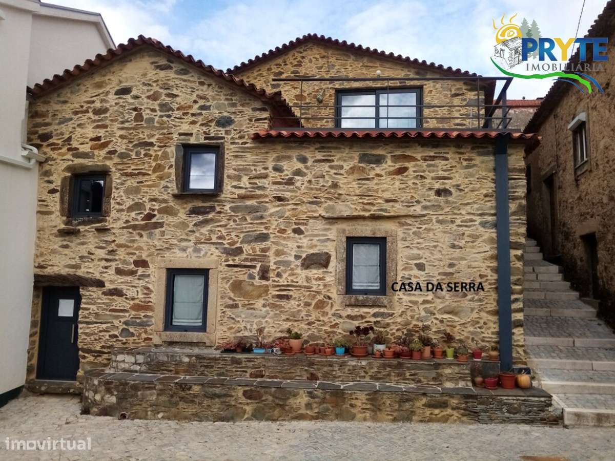 Moradia de tipologia T2 situada em Castanheira de Pêra - Grande imagem: 4/23