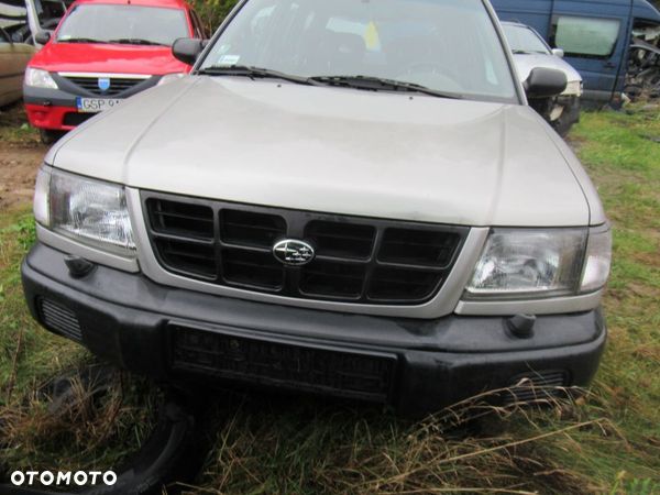 ZDERZAK PRZÓD SUBARU FORESTER - 1