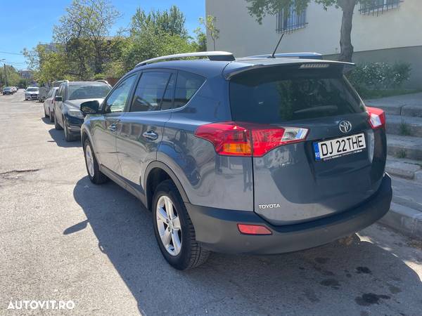 Toyota RAV4 2.0 D-4D 2WD Comfort - 2