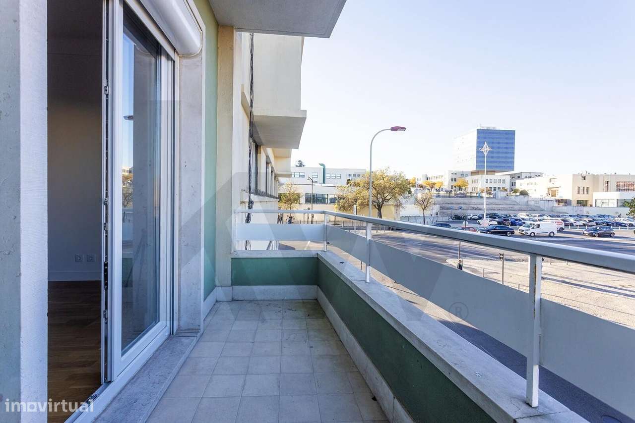 Apartamento de 6 assoalhadas – Alameda Dom Afonso Henriques - Grande imagem: 5/37