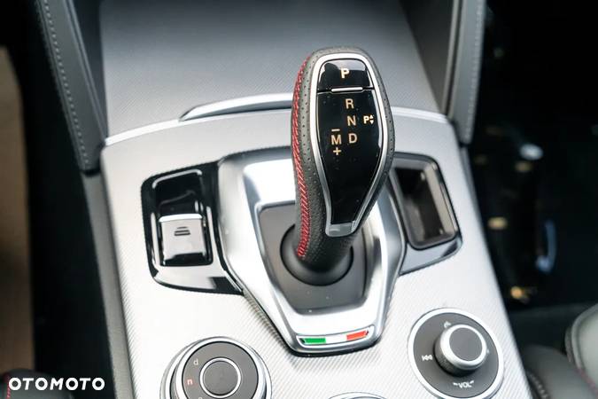 Alfa Romeo Stelvio 2.0 Turbo Competizione Q4 - 22