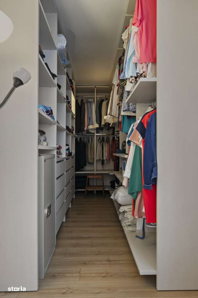 Vilă Spațioasă Cu 6 Camere-6