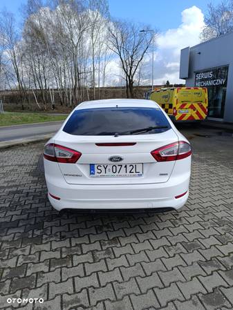 Ford Mondeo 2.0 TDCi Titanium - 23