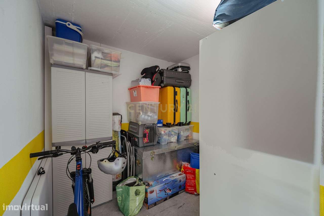 Apartamento T2 Duplex com terraço em condomínio privado-57