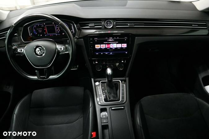 Volkswagen Arteon 2.0 TDI SCR Elegance DSG - 16