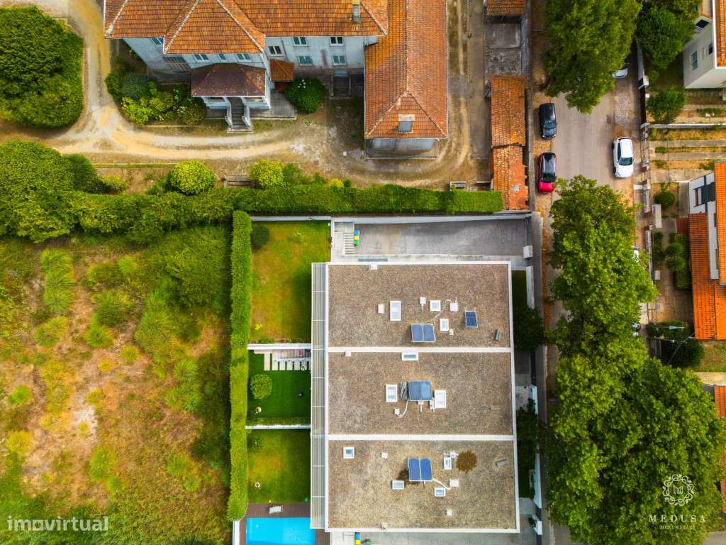Moradia com jardim | Praia da Aguda, Vila Nova de Gaia - Grande imagem: 4/39