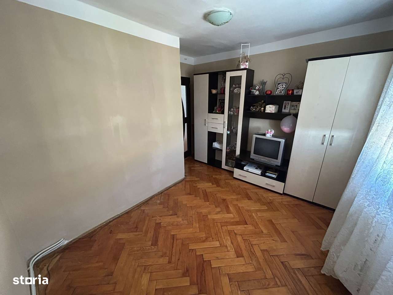 Apartament 3 camere, decomandat - zona Cetate-10