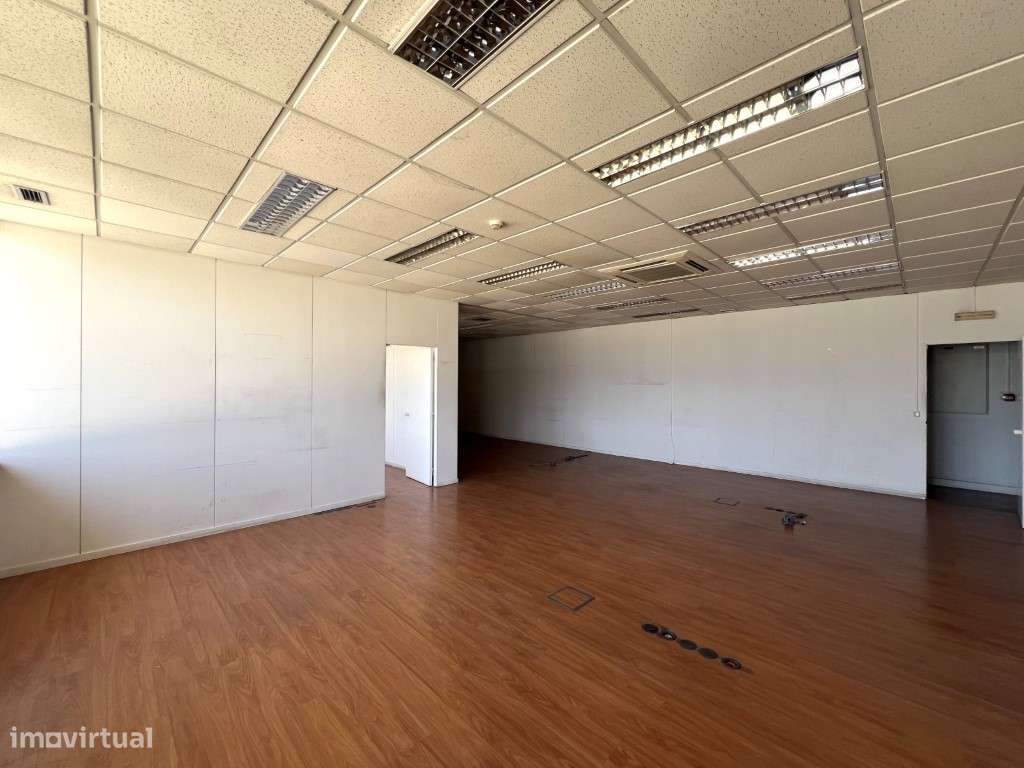 Escritório em Alfragide com 495 m2 - Financiamento até 100%-6