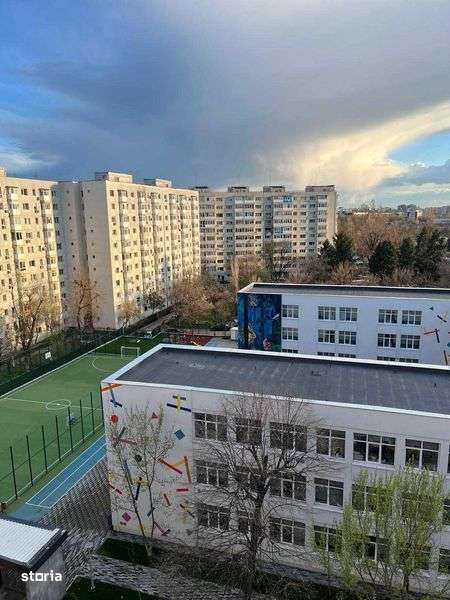 Apartament de vanzare 3 camere decomandat Pantelimon