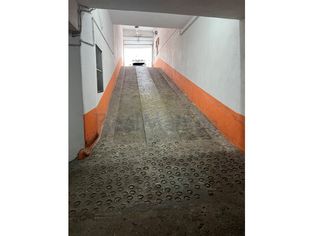Arrenda-se Garagem no centro de Mem Martins - Grande imagem: 3/4