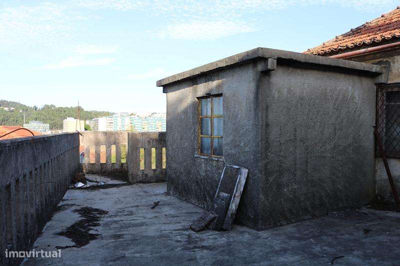 Propriedade c/ 1.800 m2 com  5  artigos urbanos em S. Vicente - Braga-13