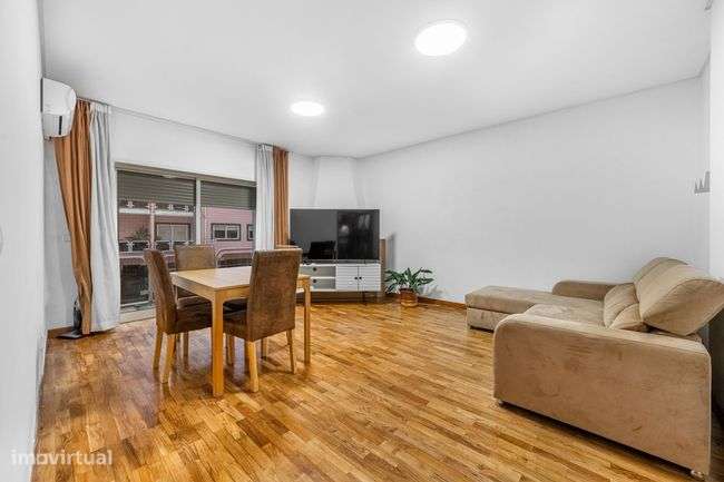 APARTAMENTO COM TERRAÇO GUIMARAES CENTRO - Grande imagem: 2/13