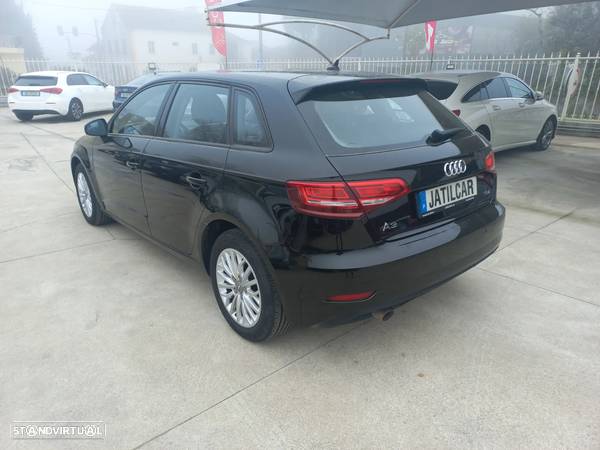 Audi A3 Sportback 1.6 TDI - 7