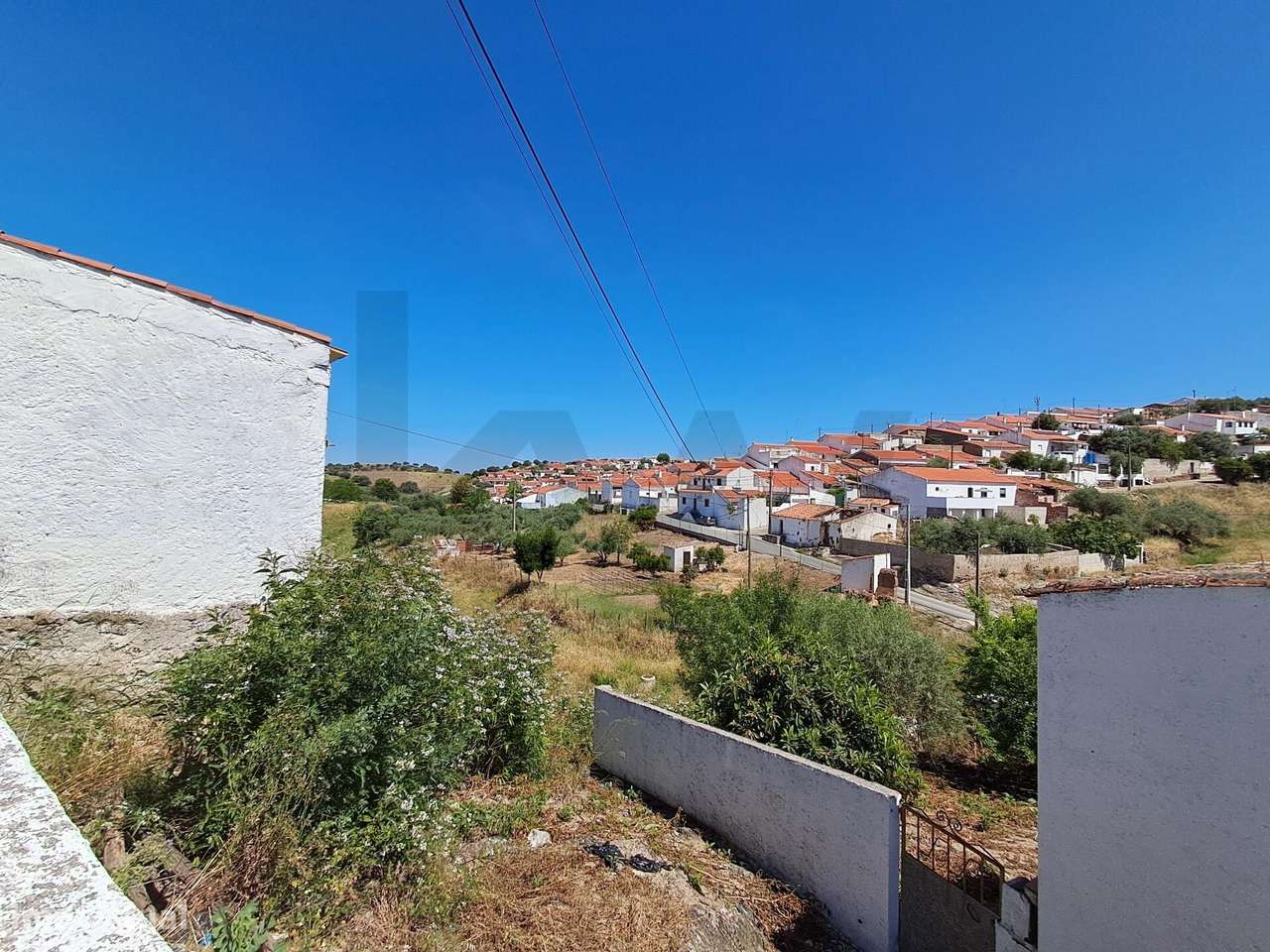 Oportunidade de Investimento | Moradia T2 para Reabilitação em Santo A-47