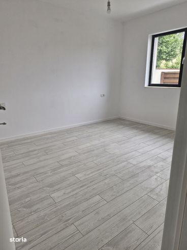 Casa 4 camere parter Stefanesti-13