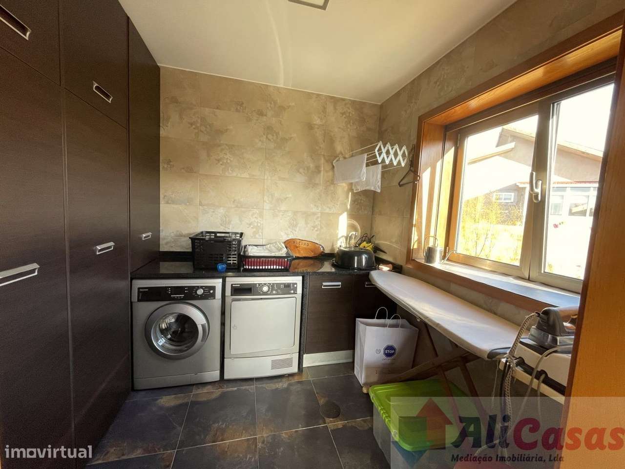 Fantástica Vivenda C/-9