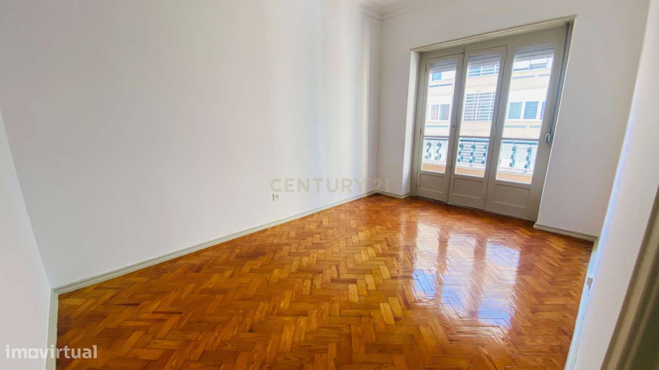 T2 Alvalade com varandas - Grande imagem: 4/12