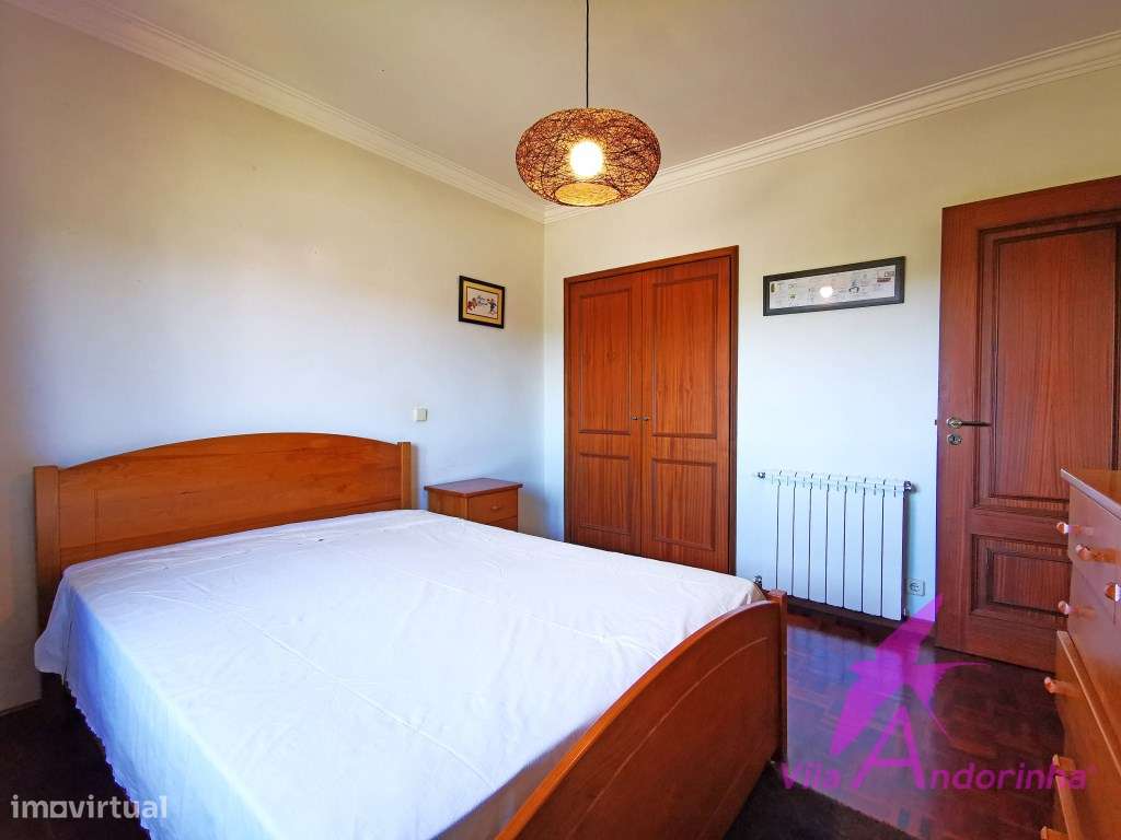 Moradia T4 independente com amplo jardim, garagem e cave - Santa Ma...-20