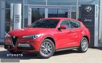 Alfa Romeo Stelvio - 1