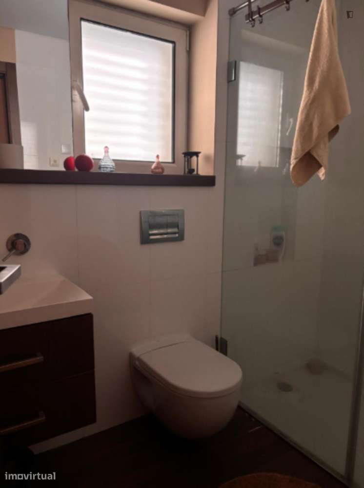 Quarto - localizado em Setubal - Grande imagem: 5/6