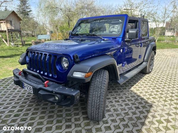 Jeep Wrangler Unlimited GME 2.0 Turbo Sahara - 24