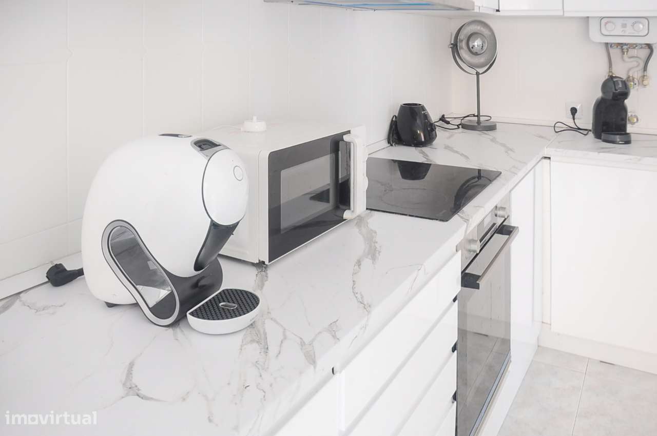 Moradia isolada de 6 assoalhadas com garagem - Zona tranquila-3