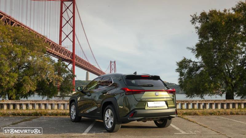 Lexus UX 250h Executive+ - 7