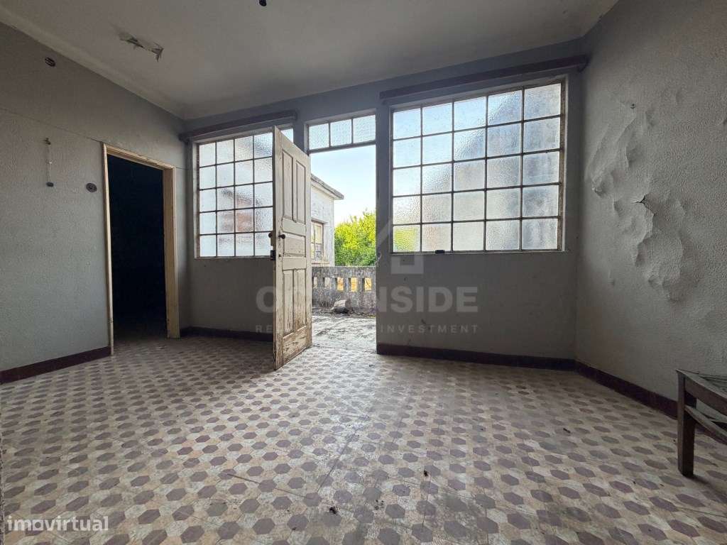 Moradia independente com 500 m2 de construção e terreno com 10.000 m2-16