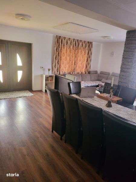 Casa de vanzare in Cordun - Imagine principală: 5/8