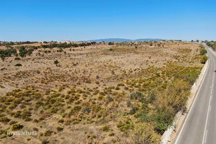 Terreno no centro de Lagoa (Algarve) com viabilidade de construção - Grande imagem: 3/25