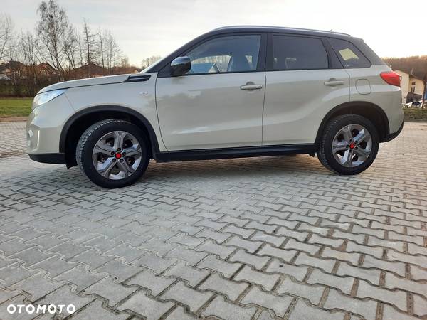 Suzuki Vitara - 10