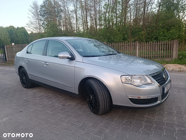 Volkswagen Passat 2.0 TDI DPF Comfortline - 9