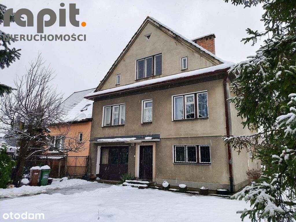 Dom z potencjałem inwestycyjnym w Myślenicach-0