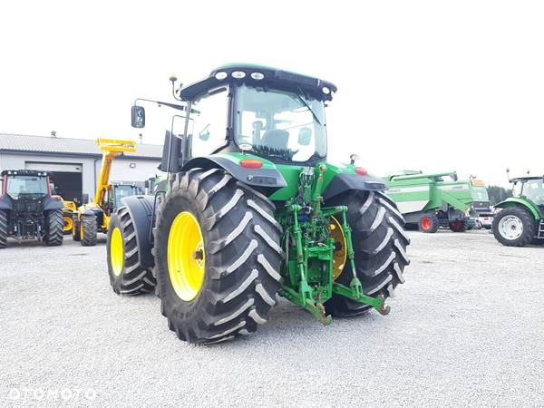 John Deere 7200R 2014R - 25