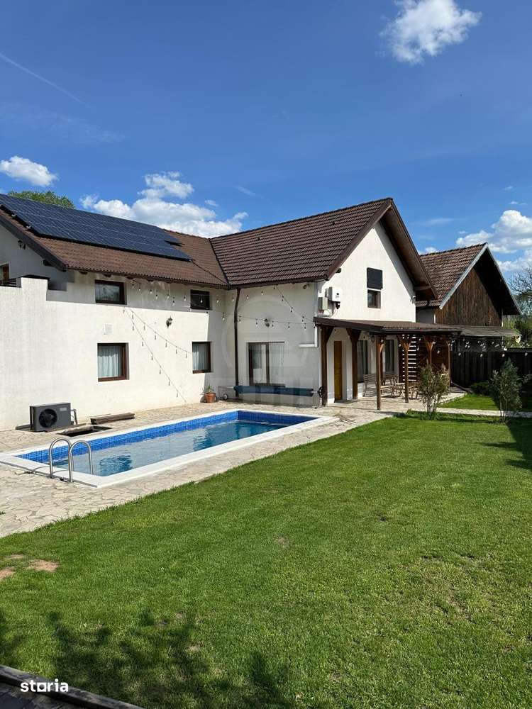 Cabana 400mp Băișoara: 21 locuri, piscină, jacuzzi, investiție