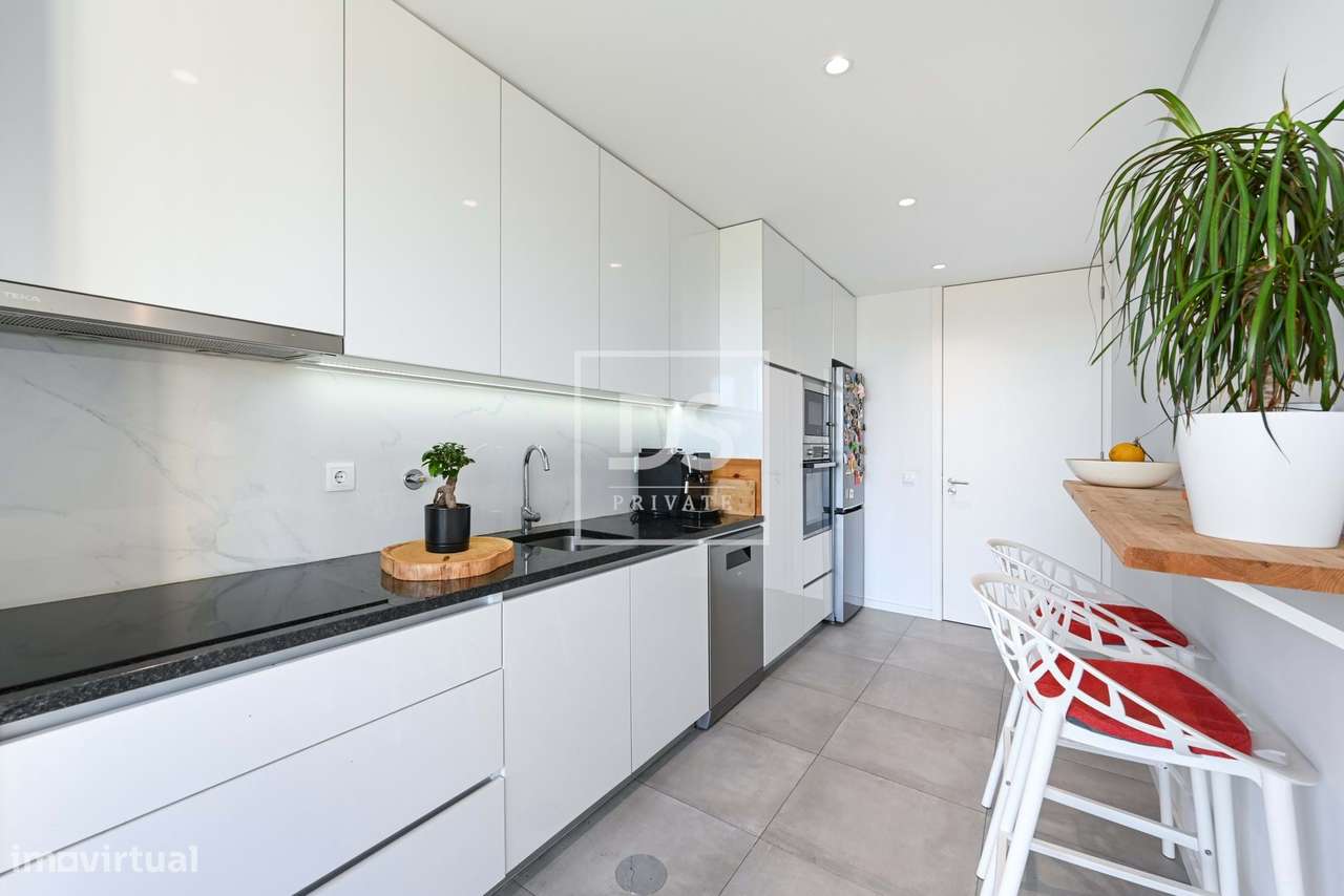 Apartamento T2 em Vilar de Pinheiro com Garagem e Carregador Elétrico-6