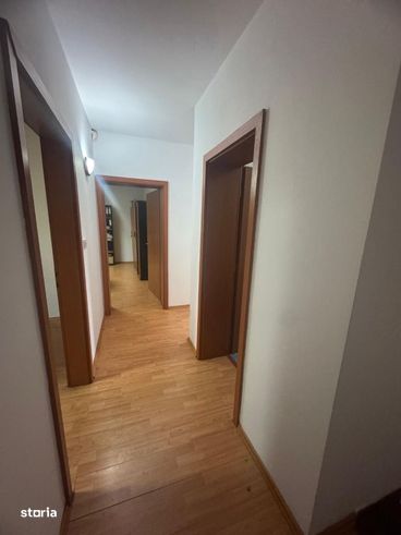 De vanzare Spatiul Comercial / casa+Hala – Complexul Studentesc- 635-6