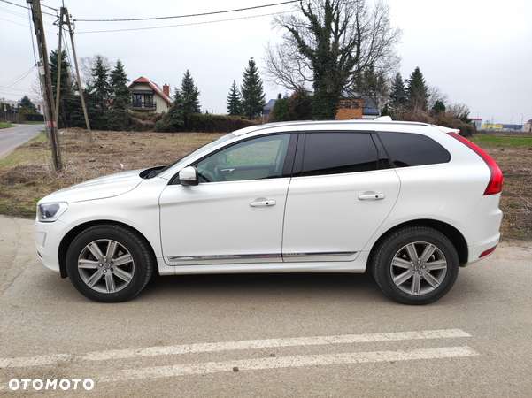 Volvo XC 60 T6 AWD Geartronic Momentum - 8