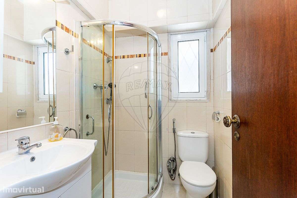 Moradia T4 para venda-9