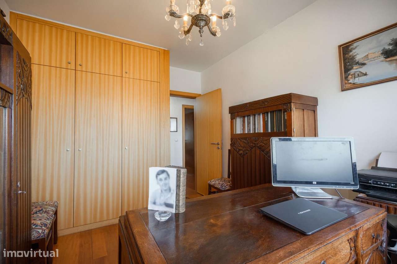 Apartamento T3  no Condomínio Fechado “Entre Quintas” –...-23