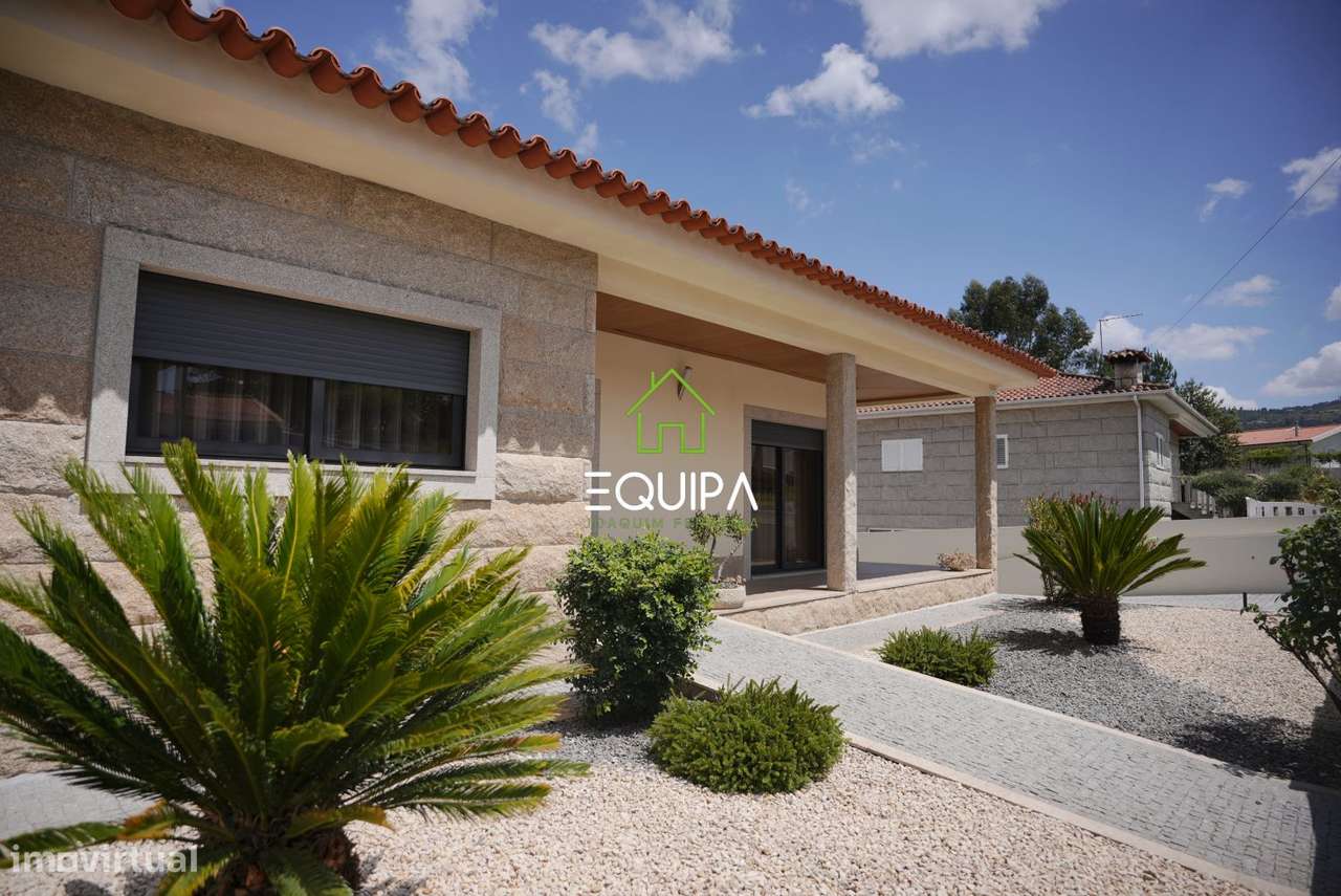 MORADIA ISOLADA T3+T2-2