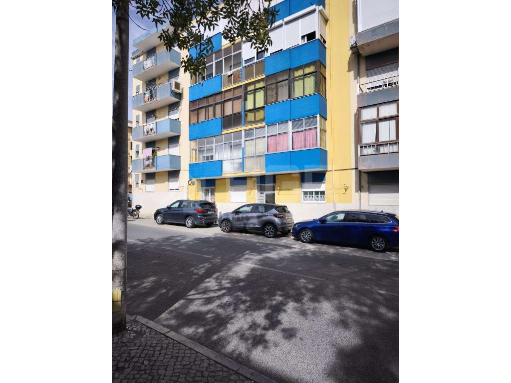 T2 | 1º ANDAR RENOVADO | EXCELENTES ÁREAS | BEM LOCALIZADO | BAIXA ...-31