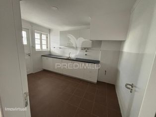 Apartamento T2 - 1º andar a minutos do Centro de Angra - Grande imagem: 5/8