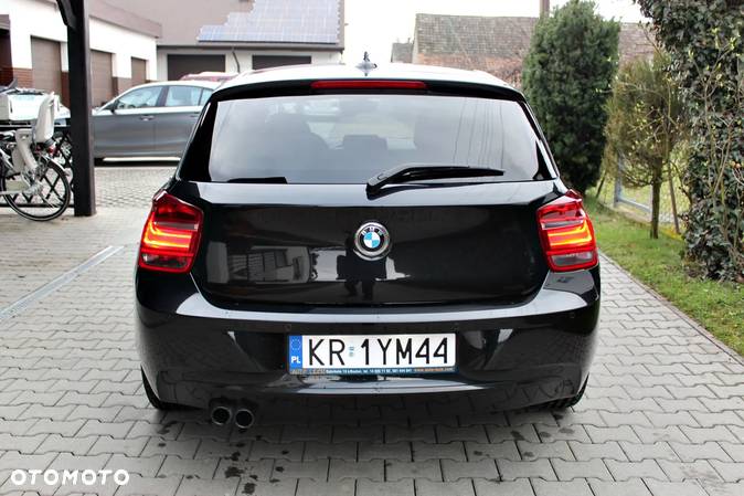 BMW Seria 1 125d Sport Line - 7