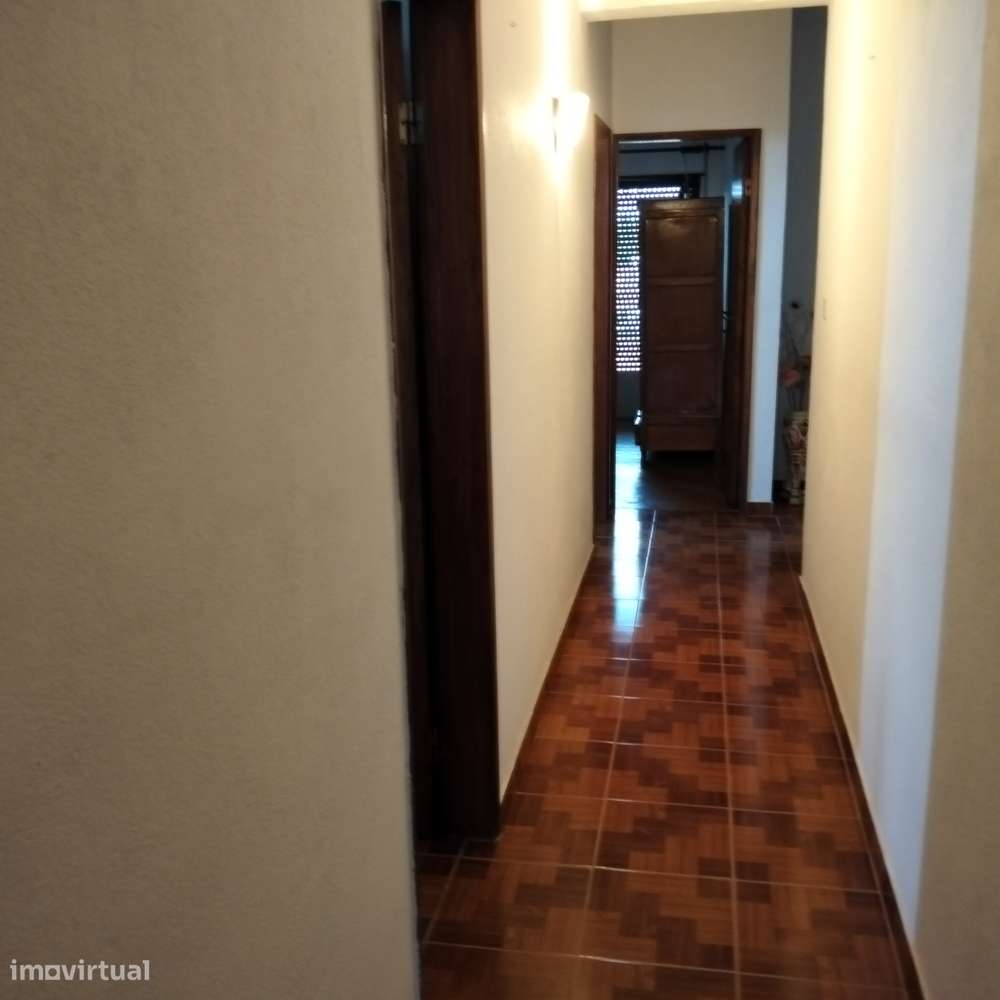 Moradia T-5 pronta a habitar Maiorga -Alcobaça-Nazaré Leiria - Grande imagem: 5/40